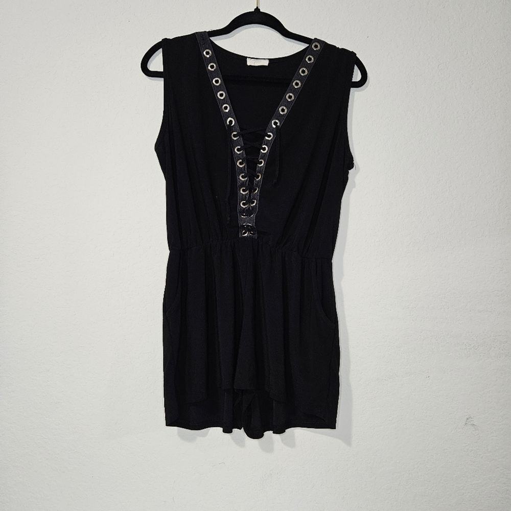 Pinc black metallic sliver lace up front stretch romper